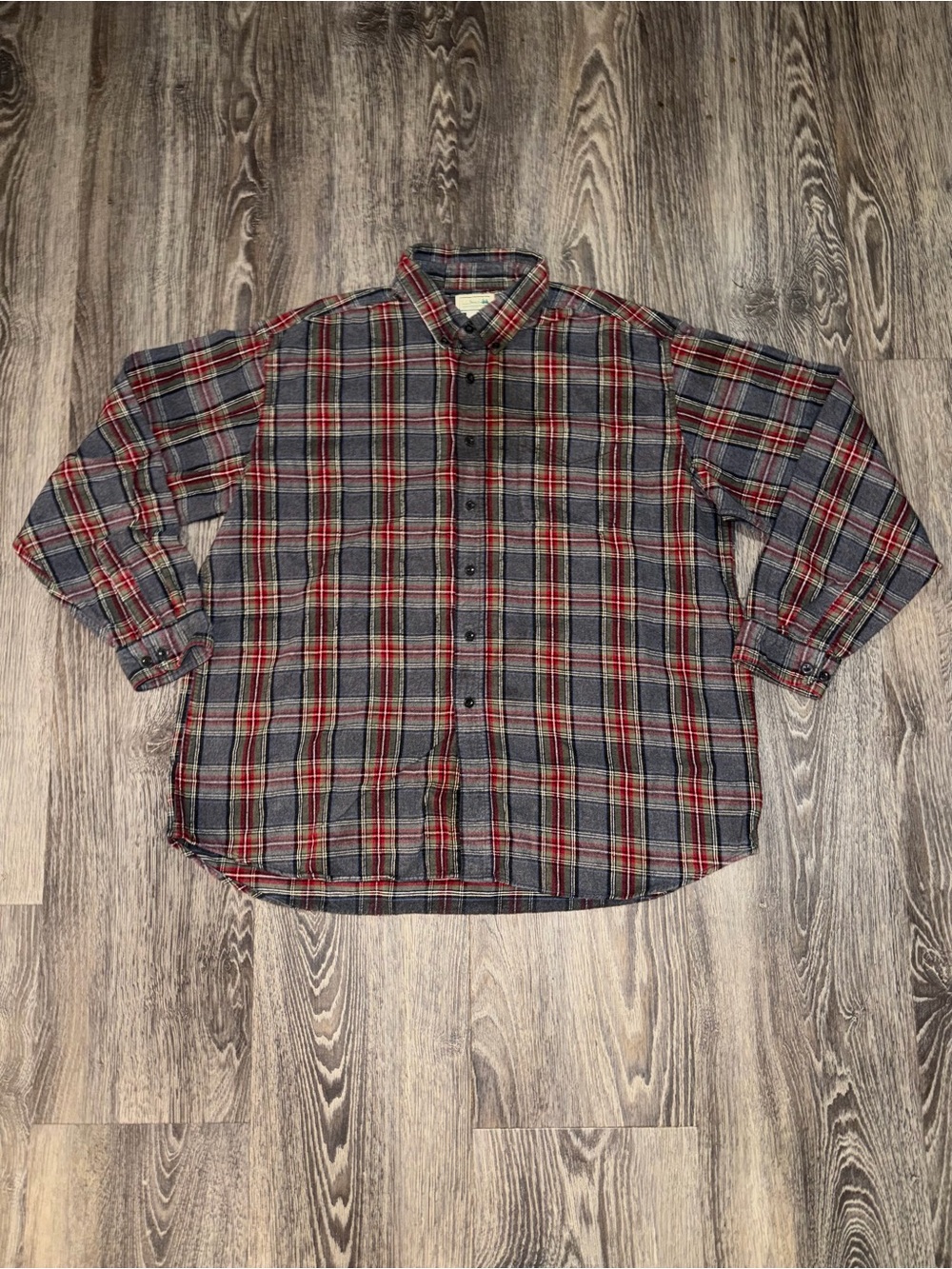 L.L.Bean red and grey plaid flannel shirt Size Men’s XL
